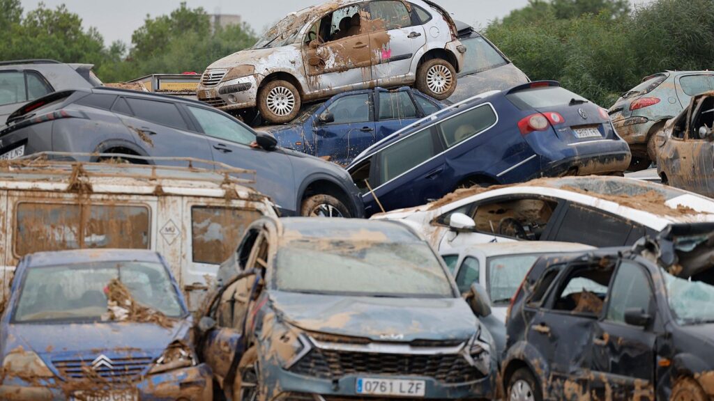 Coches destrozados por la DANA | Perito Judicial